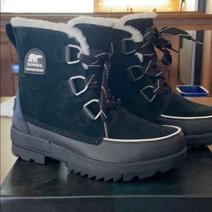 Sorel Tivoli IV boots